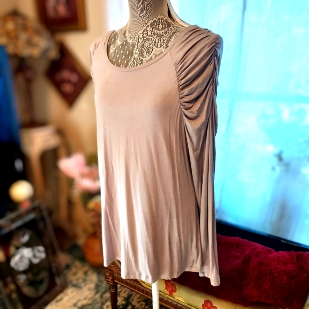 Marc Bouwer Puff Tan Top- L